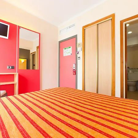 The Red By Ibiza Feeling - Adults Only Hotel