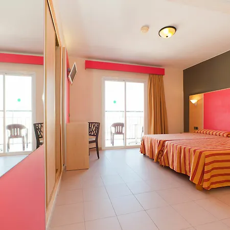 The Red By Ibiza Feeling - Adults Only 2*