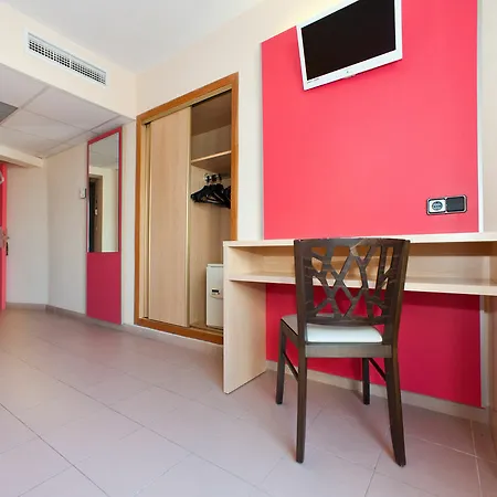 The Red By Ibiza Feeling - Adults Only Hotel 2*
