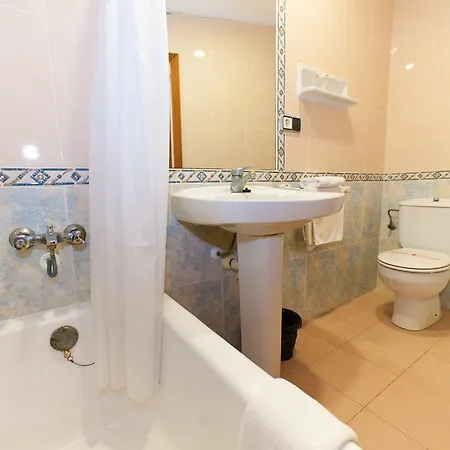 The Red By Ibiza Feeling - Adults Only 2*